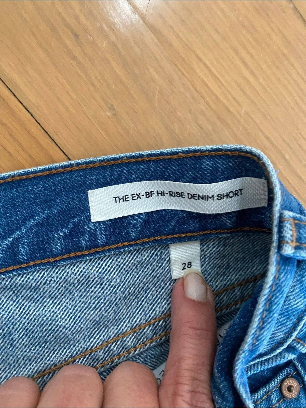 💙 Aritzia Denim Forum The Ex-Boyfriend Hi-Rise Denim Shorts | Size 28